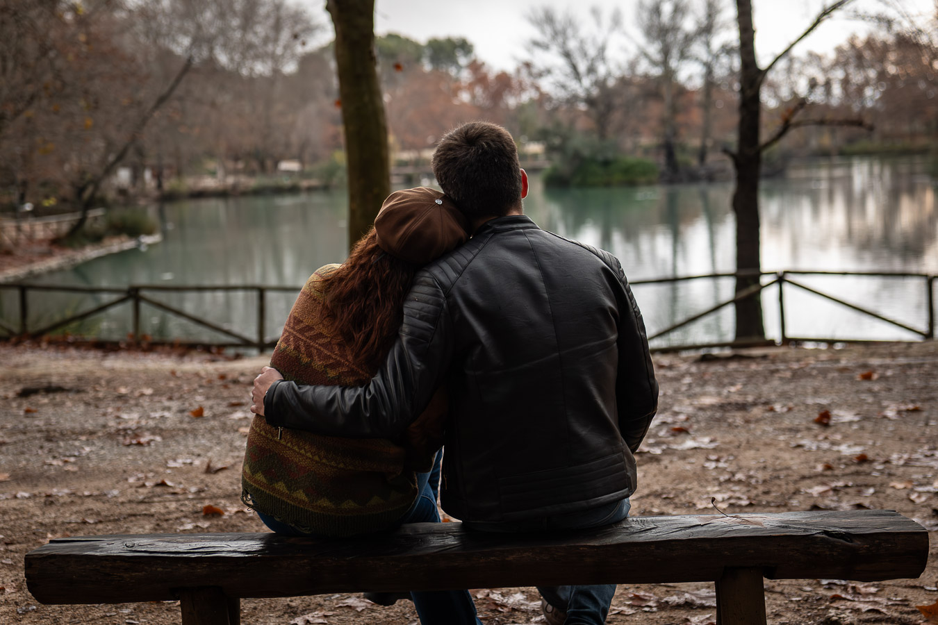 Séance engagement couple Grenoble – photographe couple Isère